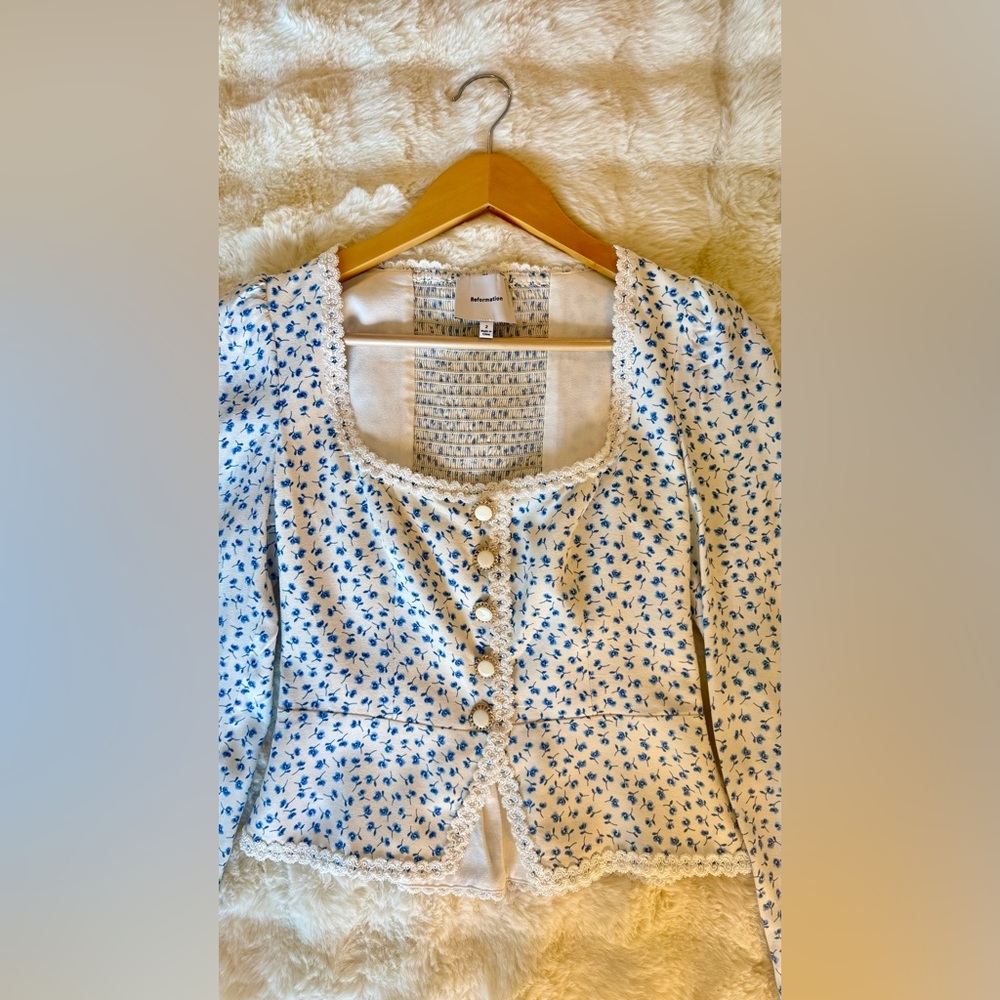 Reformation Cream Floral Button-Front Blouse with Blue Print - Picture 10 of 16
